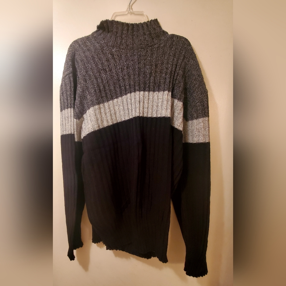 TAG SPORT Sweater Men Size Medium